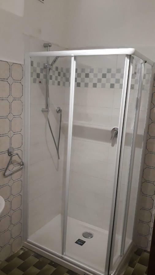 Gli Ulivi Di Nesso Villa Ngoại thất bức ảnh